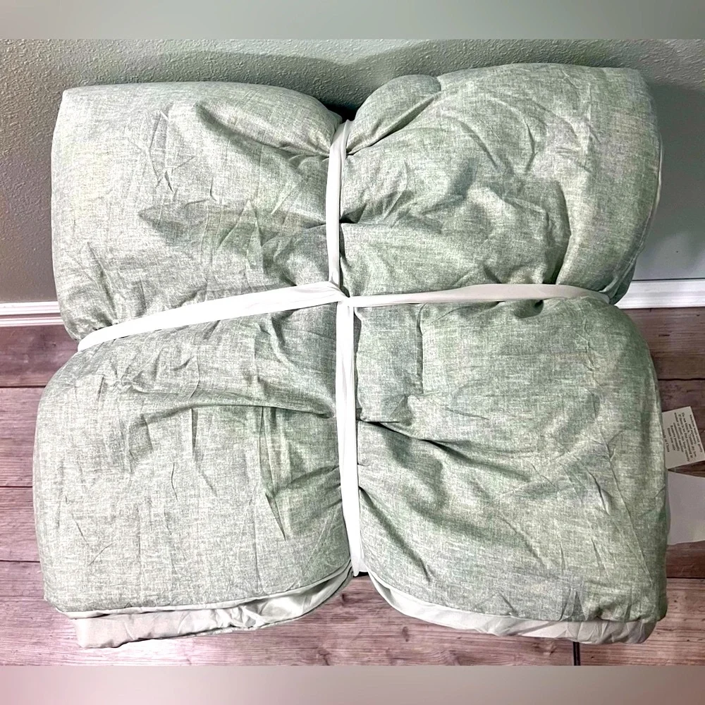 NWT Comfort Spaces Microfiber Twin Comforter Set Sage Green Cozy Bedding